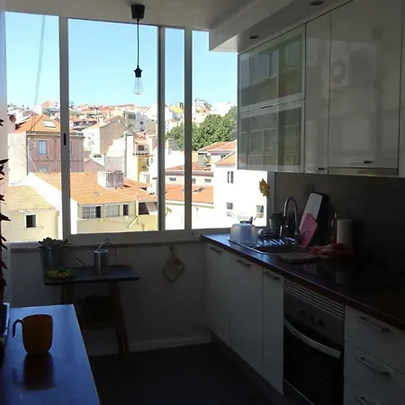 Teresinha Lisbon